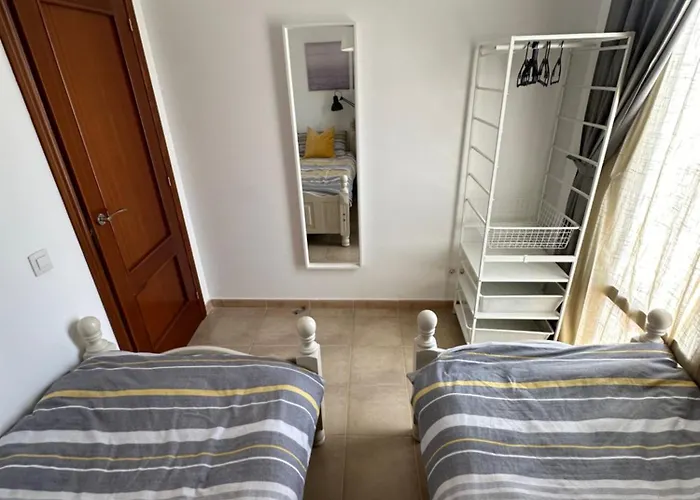 Casa Amarillo Del Sol * פלאיה בלנקה