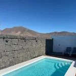 Casa Amarillo Del Sol