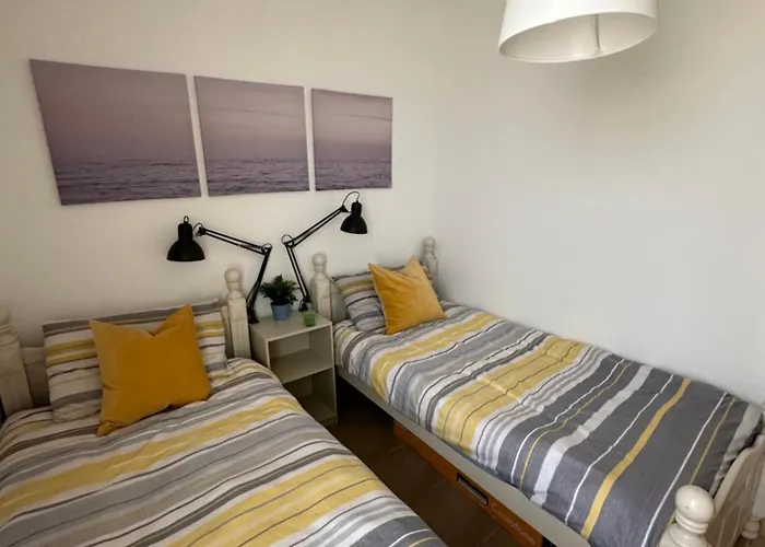 Casa Amarillo Del Sol * بلايا بلانكا