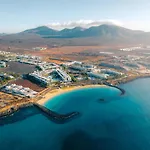 Casa Amarillo Del Sol * بلايا بلانكا